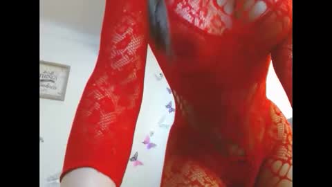 Snapshot of sexysafiravenus chatting on March 2026 05:27:01 PM Venus Independent Model online show from March 2026 05:27:01 PM