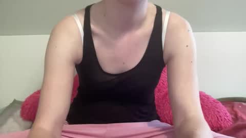Snapshot of sexyskylar2016 chatting on June 2026 10:10:02 PM Sexy Skylar online show from June 2026 10:10:02 PM