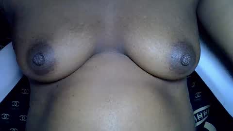 Snapshot of sexystella10 chatting on June 2026 07:43:01 AM Stella online show from June 2026 07:43:01 AM