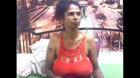 sexyva4u2luv online show from March 2025 06:54:01 PM