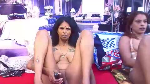 sexyva4u2luv online show from February 2026 07:52:01 PM