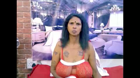 Snapshot of sexyva4u2luv chatting on June 2026 06:25:01 AM sexyva4u2luv online show from June 2026 06:25:01 AM