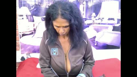 Snapshot of sexyva4u2luv chatting on June 2026 09:24:02 AM sexyva4u2luv online show from June 2026 09:24:02 AM