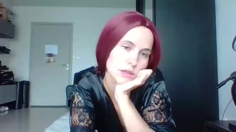 Snapshot of sexyviolettcat chatting on April 2026 08:28:02 AM Victory online show from April 2026 08:28:02 AM