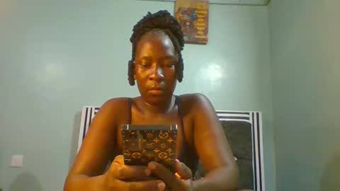 VIVIAN online show from March 2025 09:22:01 PM