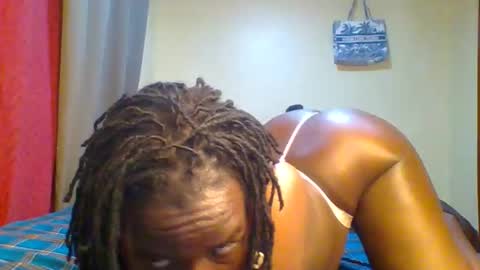 Snapshot of sexyvivy chatting on March 2026 07:57:02 AM VIVIAN online show from March 2026 07:57:02 AM