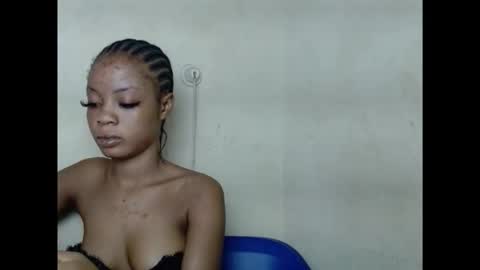 sexyxpeach online show from September 2025 06:20:02 PM