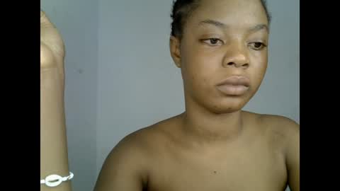 Snapshot of sexyxpeach chatting on July 2026 09:33:02 PM sexyxpeach online show from July 2026 09:33:02 PM