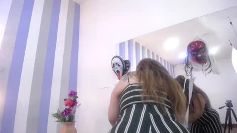 Mary online show from October 2025 02:05:01 PM