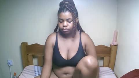 Snapshot of sexyyred_ chatting on April 2026 08:56:01 AM sexyyred_ online show from April 2026 08:56:01 AM