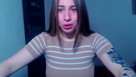 Snapshot of sexyyuliia777 chatting on April 2026 06:19:02 AM Yuliia online show from April 2026 06:19:02 AM