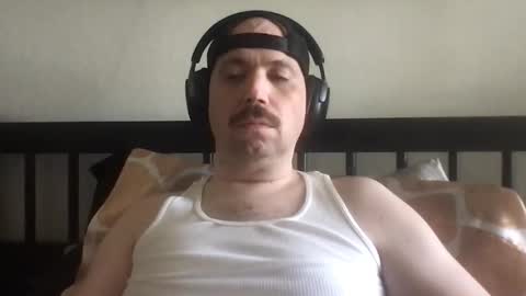 Snapshot of sfgiants1982 chatting on October 2025 09:26:02 PM sfgiants1982 online show from October 2025 09:26:02 PM