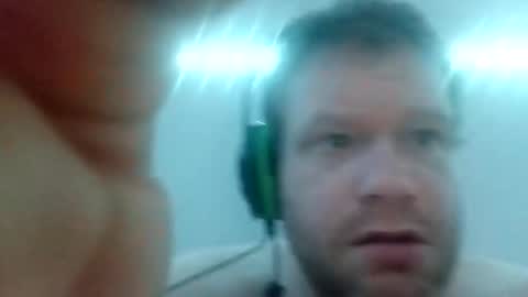 Snapshot of sgtfrank83302996 chatting on March 2026 05:44:02 AM sgtfrank83302996 online show from March 2026 05:44:02 AM