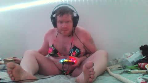 Snapshot of sgtfrank83302996 chatting on April 2026 03:40:02 AM sgtfrank83302996 online show from April 2026 03:40:02 AM