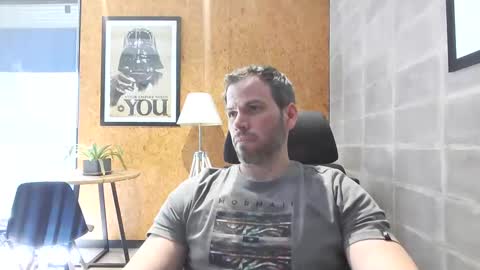 Snapshot of shad0w_hunter chatting on January 2025 07:35:01 PM shad0w_hunter online show from January 2025 07:35:01 PM