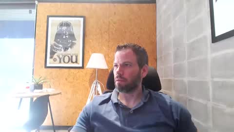 Snapshot of shad0w_hunter chatting on January 2025 07:40:01 PM shad0w_hunter online show from January 2025 07:40:01 PM