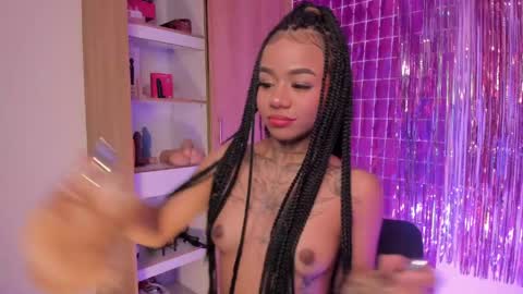 Snapshot of shadaraa chatting on May 2026 03:07:01 PM shadara online show from May 2026 03:07:01 PM