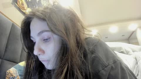 shadow_raffi online show from February 2025 12:58:01 PM