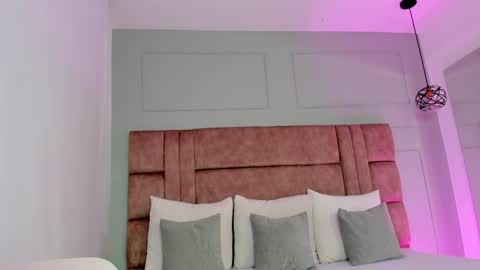 Snapshot of shaina_vasquez chatting on March 2026 12:06:02 AM Shaina Vasquez online show from March 2026 12:06:02 AM