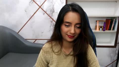 Snapshot of shairajaramillo chatting on April 2026 08:33:02 PM Shaira online show from April 2026 08:33:02 PM