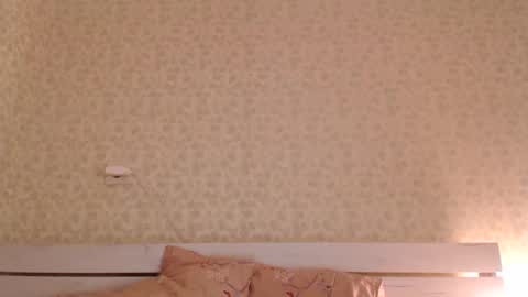 Mila online show from January 2025 08:07:02 AM