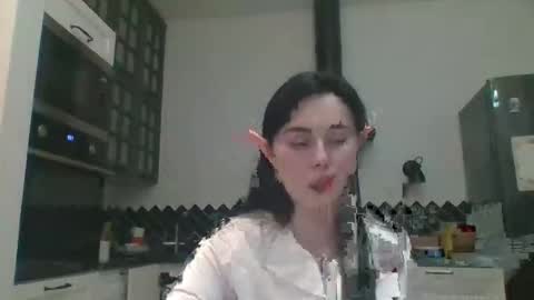 Snapshot of shakkethiass chatting on December 2025 09:13:02 PM TwerkingBitchh online show from December 2025 09:13:02 PM