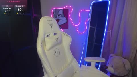 Snapshot of shalinamontana chatting on September 2025 03:26:02 PM Vivian online show from September 2025 03:26:02 PM