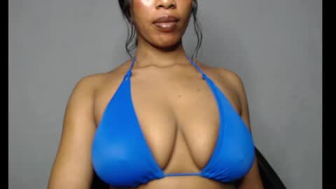 Snapshot of shallie_x chatting on June 2026 10:27:02 PM ESTHER online show from June 2026 10:27:02 PM
