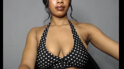 Snapshot of shallie_x chatting on July 2026 02:47:02 PM ESTHER online show from July 2026 02:47:02 PM