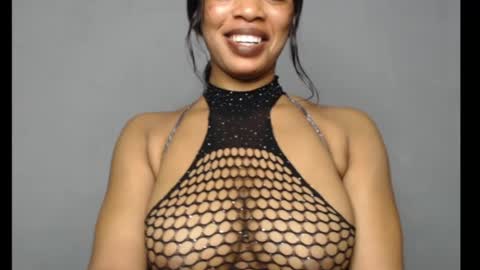 Snapshot of shallie_x chatting on July 2026 03:25:01 PM ESTHER online show from July 2026 03:25:01 PM