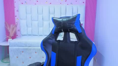 Snapshot of shalon_diaz_sub chatting on July 2026 09:05:02 PM Shalon online show from July 2026 09:05:02 PM