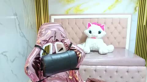 Snapshot of shalon_diaz_sub chatting on July 2026 03:11:01 AM Shalon online show from July 2026 03:11:01 AM
