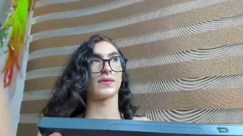 Snapshot of shammy_rosse chatting on June 2026 12:49:01 AM shammy_rosse online show from June 2026 12:49:01 AM