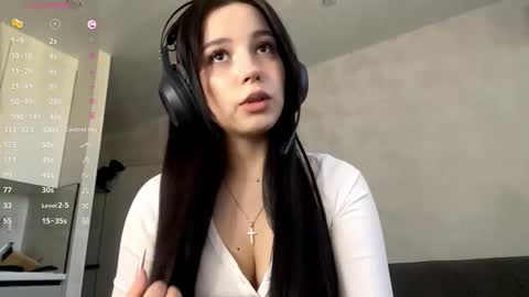 Viola online show from November 2025 07:30:01 AM