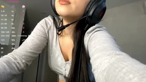 Viola online show from December 2025 08:45:01 AM