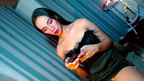 Snapshot of shane_hugexx chatting on January 2025 09:56:02 AM MISS SHANE online show from January 2025 09:56:02 AM