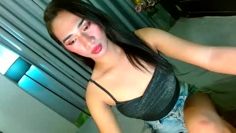 Snapshot of shane_hugexx chatting on January 2025 01:00:02 PM MISS SHANE online show from January 2025 01:00:02 PM