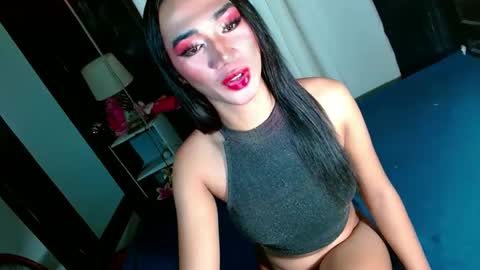 Snapshot of shane_hugexx chatting on February 2025 07:56:02 AM MISS SHANE online show from February 2025 07:56:02 AM