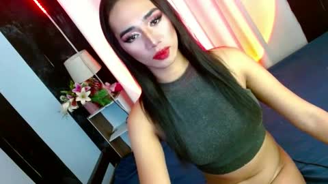 Snapshot of shane_hugexx chatting on February 2025 06:02:01 PM MISS SHANE online show from February 2025 06:02:01 PM