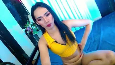 Snapshot of shane_hugexx chatting on February 2025 11:14:02 PM MISS SHANE online show from February 2025 11:14:02 PM