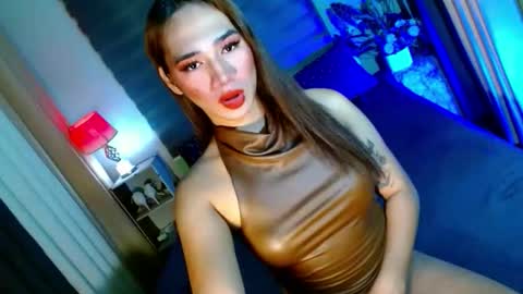 Snapshot of shane_hugexx chatting on September 2025 08:10:01 PM MISS SHANE online show from September 2025 08:10:01 PM