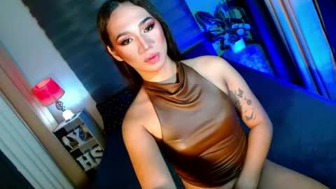 Snapshot of shane_hugexx chatting on October 2025 05:25:02 PM MISS SHANE online show from October 2025 05:25:02 PM