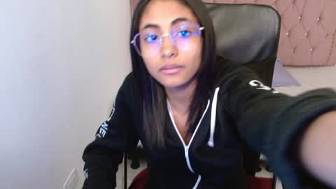 shanelle online show from January 2025 09:23:01 AM