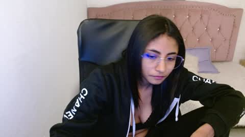 shanelle online show from February 2025 06:14:01 AM