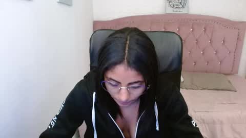 shanelle online show from February 2025 09:47:01 AM