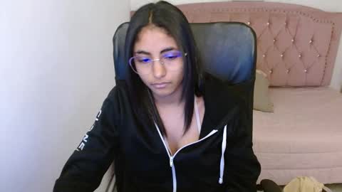 shanelle online show from March 2025 09:12:02 AM