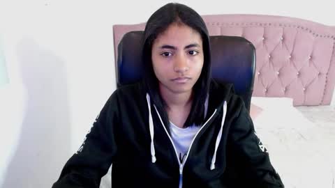 shanelle online show from October 2025 03:12:02 AM