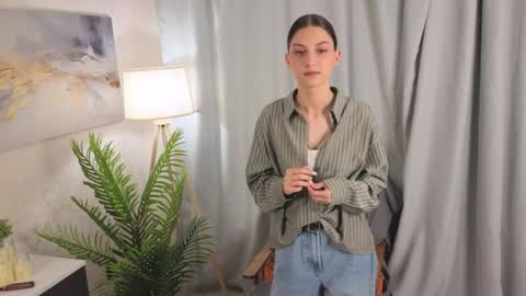 Snapshot of shanekahewko chatting on April 2026 03:31:02 AM Christina online show from April 2026 03:31:02 AM