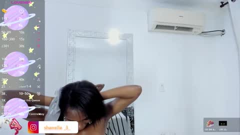 Snapshot of shanelle__ chatting on November 2025 03:23:02 PM S H A N E L L E online show from November 2025 03:23:02 PM