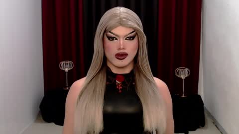 Snapshot of shanex01 chatting on January 2025 12:15:02 PM Shane X online show from January 2025 12:15:02 PM